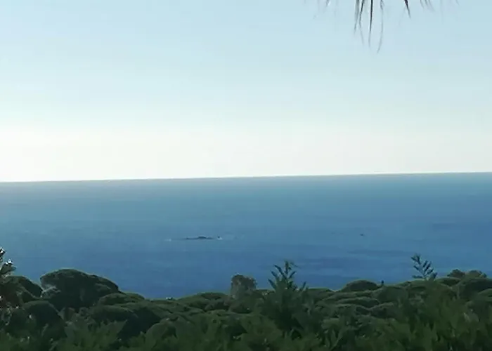 With Pool Near The Golf Course Sainte-Maxime