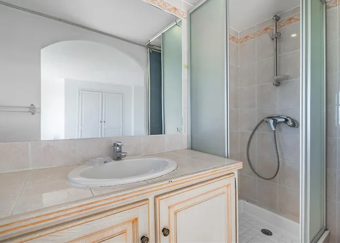 Апартаменты With Pool Near The Golf Course Сент-Максим